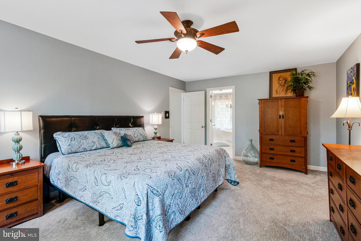 8412 RIVERSIDE RD, ALEXANDRIA, Virginia 22308, 5 Bedrooms Bedrooms, ,3 BathroomsBathrooms,Residential,For sale,8412 RIVERSIDE RD,VAFX2240536 MLS # VAFX2240536