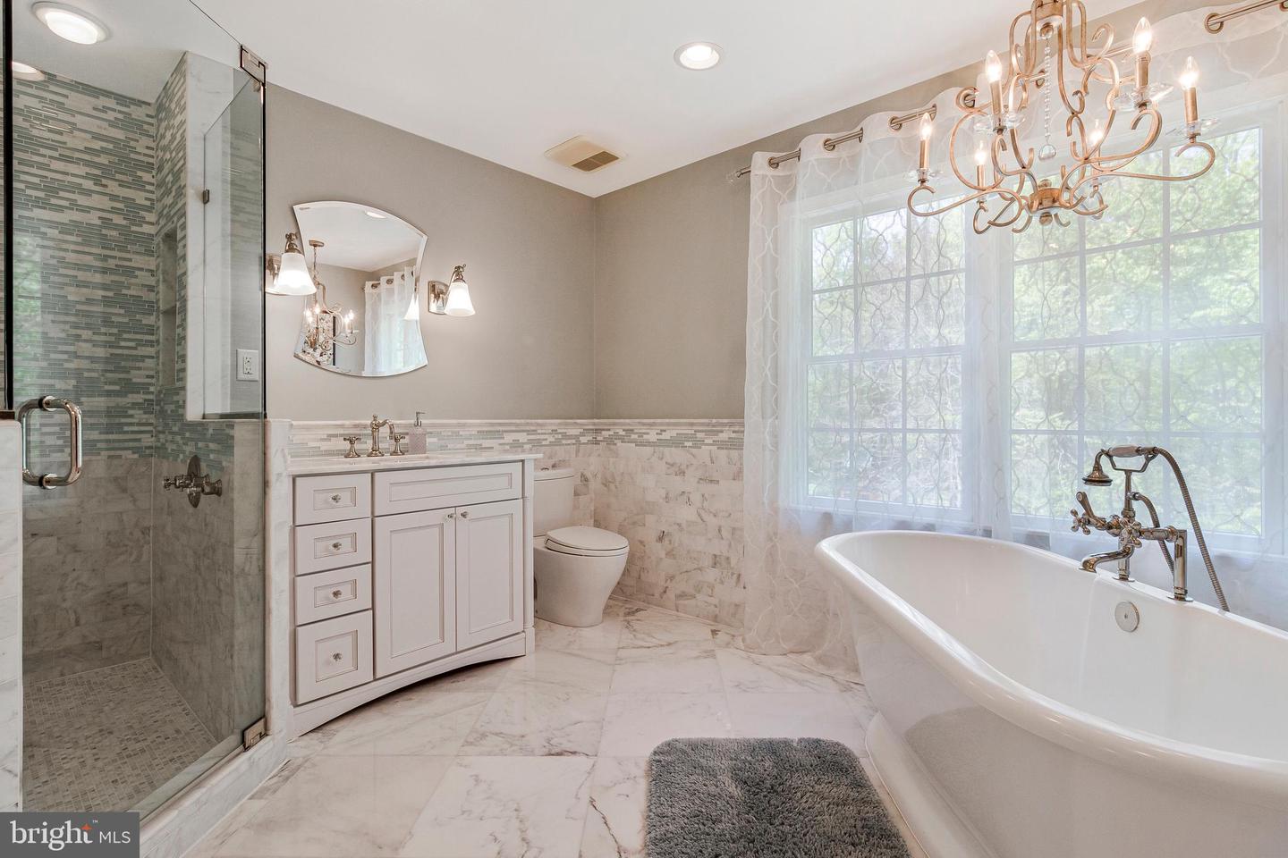 8412 RIVERSIDE RD, ALEXANDRIA, Virginia 22308, 5 Bedrooms Bedrooms, ,3 BathroomsBathrooms,Residential,For sale,8412 RIVERSIDE RD,VAFX2240536 MLS # VAFX2240536