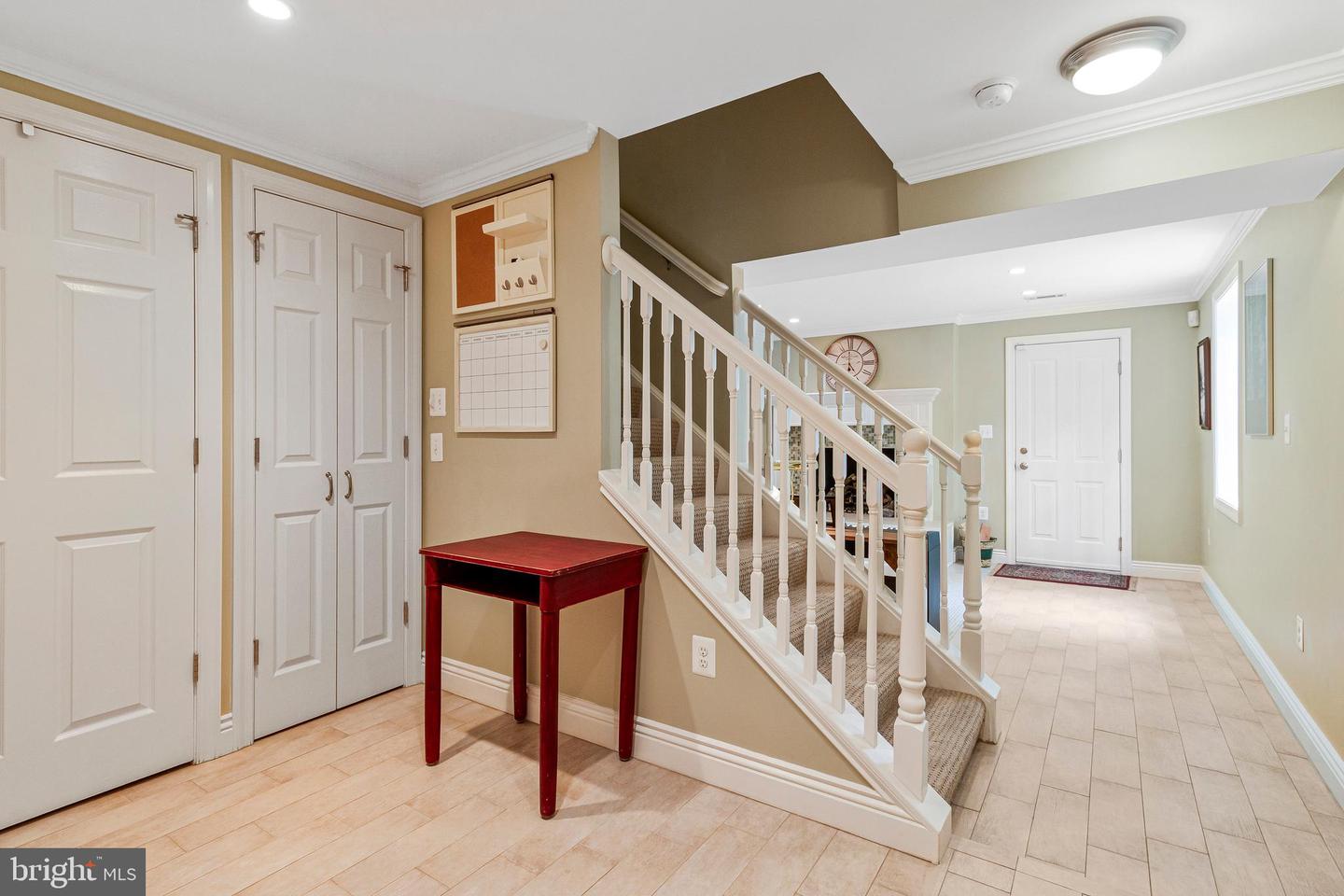 8412 RIVERSIDE RD, ALEXANDRIA, Virginia 22308, 5 Bedrooms Bedrooms, ,3 BathroomsBathrooms,Residential,For sale,8412 RIVERSIDE RD,VAFX2240536 MLS # VAFX2240536