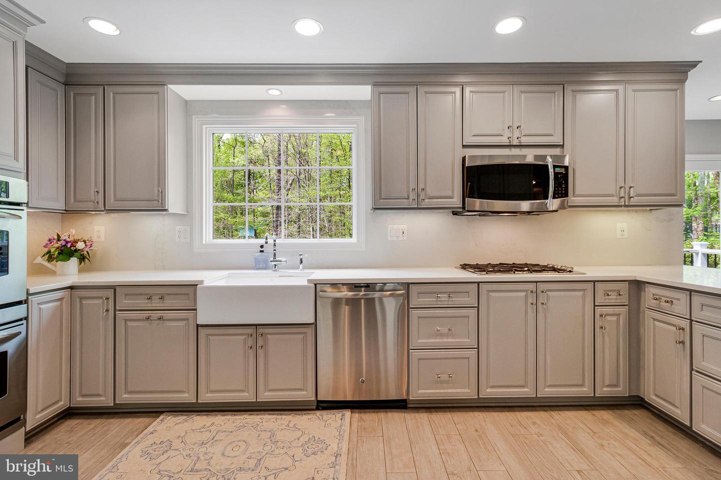 8412 RIVERSIDE RD, ALEXANDRIA, Virginia 22308, 5 Bedrooms Bedrooms, ,3 BathroomsBathrooms,Residential,For sale,8412 RIVERSIDE RD,VAFX2240536 MLS # VAFX2240536