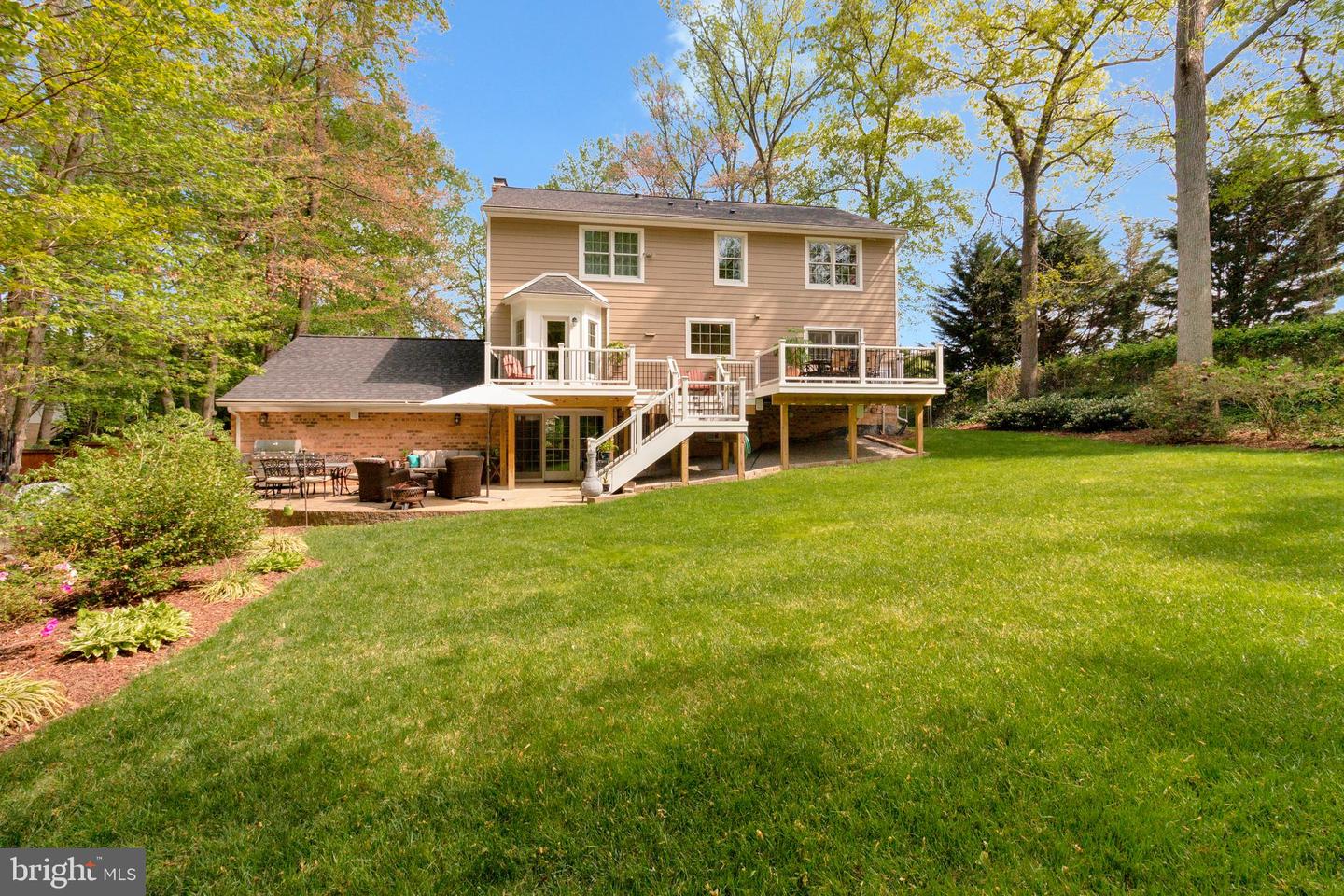 8412 RIVERSIDE RD, ALEXANDRIA, Virginia 22308, 5 Bedrooms Bedrooms, ,3 BathroomsBathrooms,Residential,For sale,8412 RIVERSIDE RD,VAFX2240536 MLS # VAFX2240536