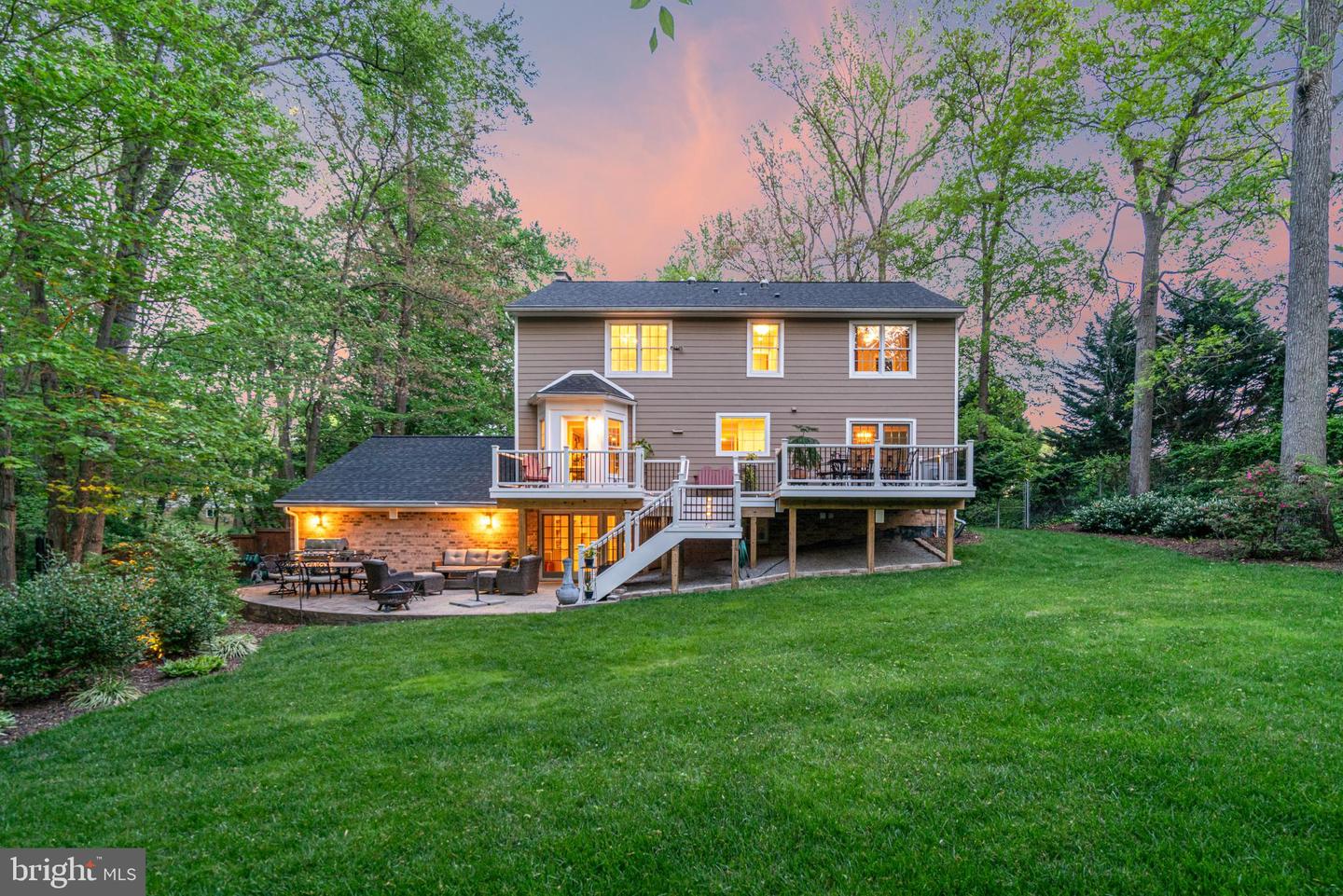 8412 RIVERSIDE RD, ALEXANDRIA, Virginia 22308, 5 Bedrooms Bedrooms, ,3 BathroomsBathrooms,Residential,For sale,8412 RIVERSIDE RD,VAFX2240536 MLS # VAFX2240536