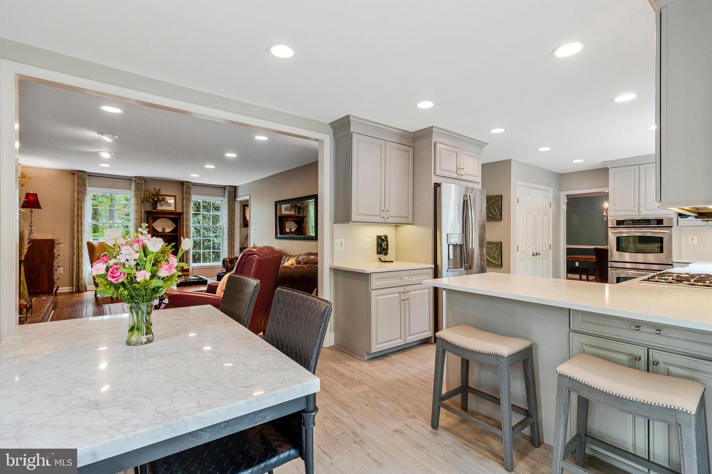 8412 RIVERSIDE RD, ALEXANDRIA, Virginia 22308, 5 Bedrooms Bedrooms, ,3 BathroomsBathrooms,Residential,For sale,8412 RIVERSIDE RD,VAFX2240536 MLS # VAFX2240536