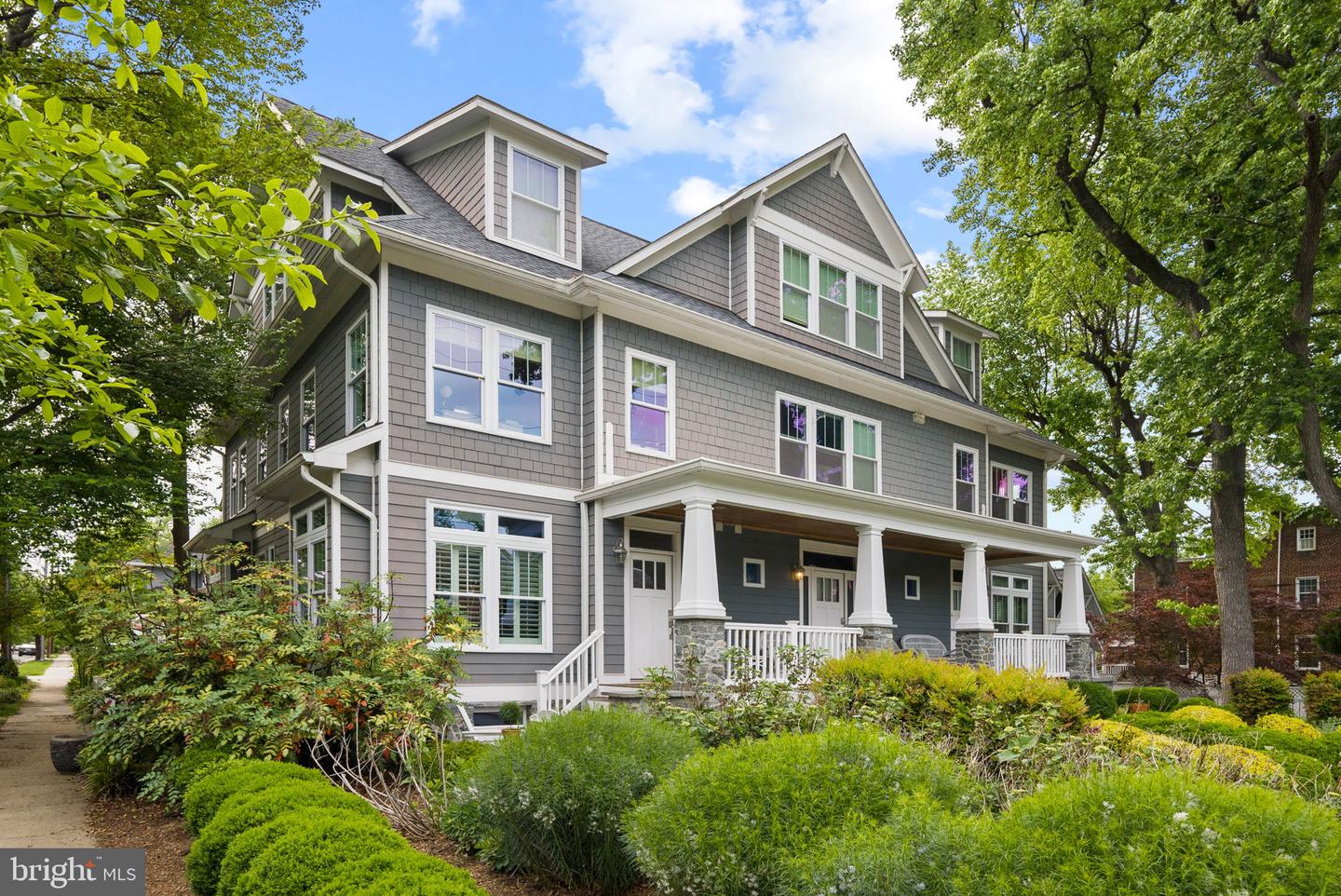 1400 MOUNT VERNON AVE #A, ALEXANDRIA, Virginia 22301, 3 Bedrooms Bedrooms, ,3 BathroomsBathrooms,Residential,For sale,1400 MOUNT VERNON AVE #A,VAAX2045292 MLS # VAAX2045292