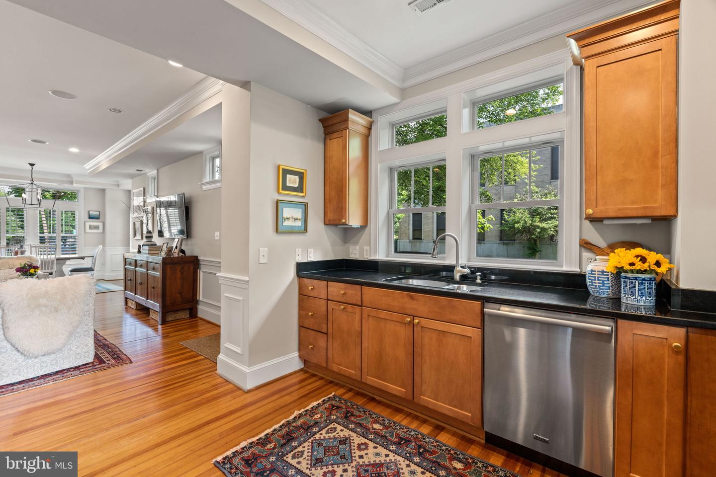 1400 MOUNT VERNON AVE #A, ALEXANDRIA, Virginia 22301, 3 Bedrooms Bedrooms, ,3 BathroomsBathrooms,Residential,For sale,1400 MOUNT VERNON AVE #A,VAAX2045292 MLS # VAAX2045292