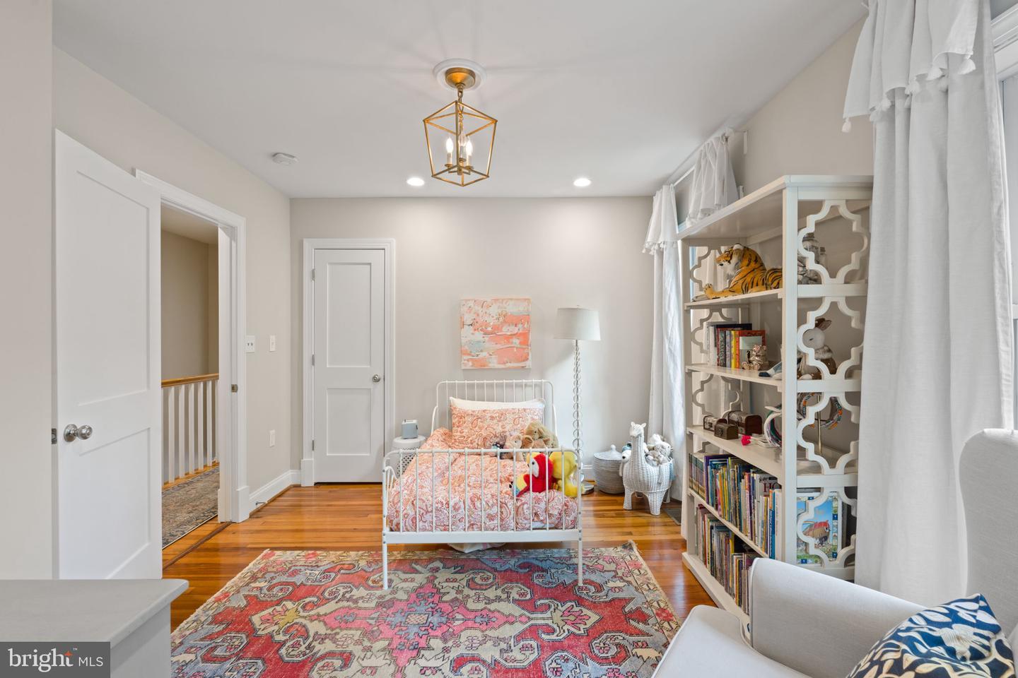1400 MOUNT VERNON AVE #A, ALEXANDRIA, Virginia 22301, 3 Bedrooms Bedrooms, ,3 BathroomsBathrooms,Residential,For sale,1400 MOUNT VERNON AVE #A,VAAX2045292 MLS # VAAX2045292