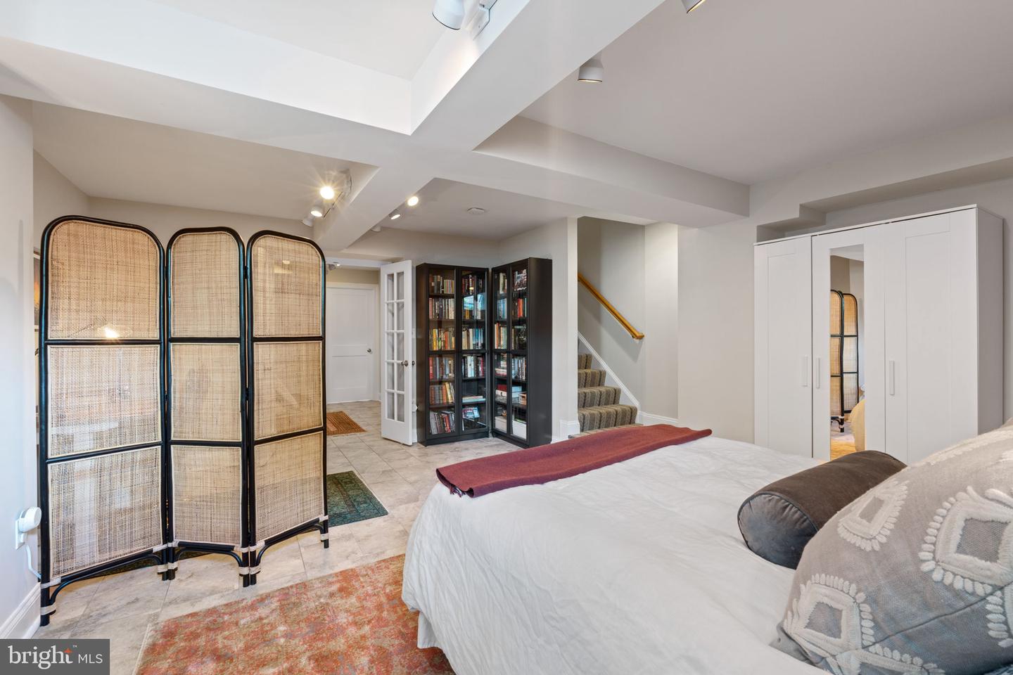 1400 MOUNT VERNON AVE #A, ALEXANDRIA, Virginia 22301, 3 Bedrooms Bedrooms, ,3 BathroomsBathrooms,Residential,For sale,1400 MOUNT VERNON AVE #A,VAAX2045292 MLS # VAAX2045292