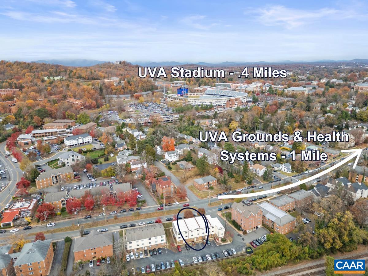 2100 JEFFERSON PARK AVE #4, CHARLOTTESVILLE, Virginia 22903, 3 Bedrooms Bedrooms, ,2 BathroomsBathrooms,Residential,For sale,2100 JEFFERSON PARK AVE #4,664463 MLS # 664463