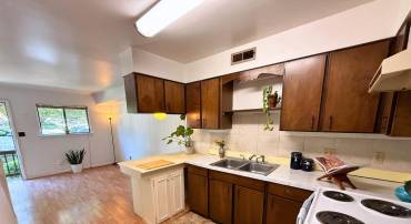 2100 JEFFERSON PARK AVE #4, CHARLOTTESVILLE, Virginia 22903, 3 Bedrooms Bedrooms, ,2 BathroomsBathrooms,Residential,For sale,2100 JEFFERSON PARK AVE #4,664463 MLS # 664463