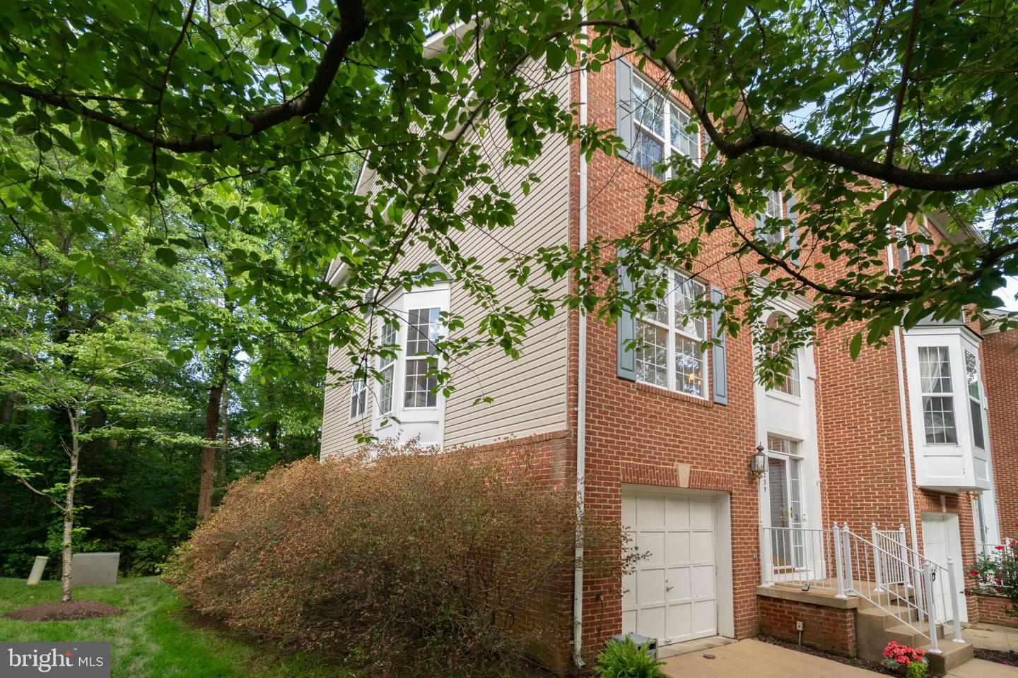 1235 WILD HAWTHORN WAY, RESTON, Virginia 20194, 3 Bedrooms Bedrooms, ,3 BathroomsBathrooms,Residential,For sale,1235 WILD HAWTHORN WAY,VAFX2240634 MLS # VAFX2240634