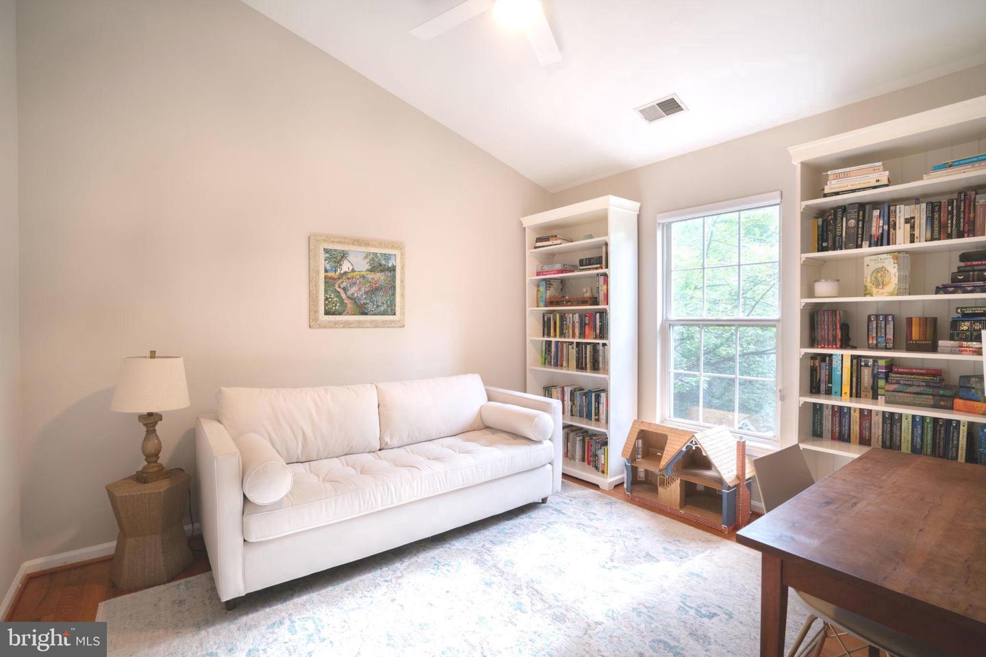 1235 WILD HAWTHORN WAY, RESTON, Virginia 20194, 3 Bedrooms Bedrooms, ,3 BathroomsBathrooms,Residential,For sale,1235 WILD HAWTHORN WAY,VAFX2240634 MLS # VAFX2240634