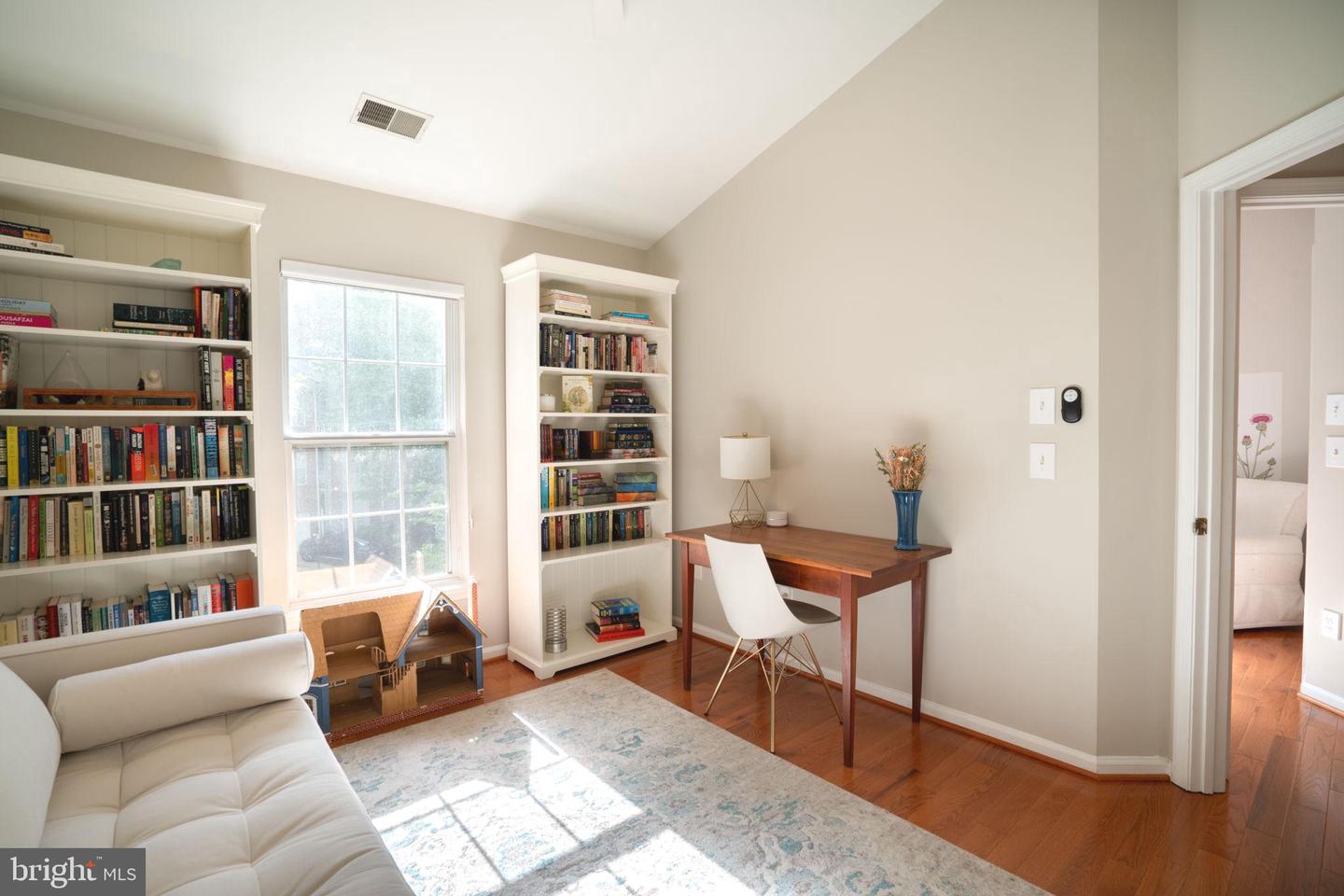 1235 WILD HAWTHORN WAY, RESTON, Virginia 20194, 3 Bedrooms Bedrooms, ,3 BathroomsBathrooms,Residential,For sale,1235 WILD HAWTHORN WAY,VAFX2240634 MLS # VAFX2240634