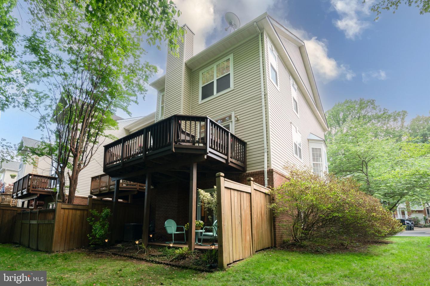 1235 WILD HAWTHORN WAY, RESTON, Virginia 20194, 3 Bedrooms Bedrooms, ,3 BathroomsBathrooms,Residential,For sale,1235 WILD HAWTHORN WAY,VAFX2240634 MLS # VAFX2240634