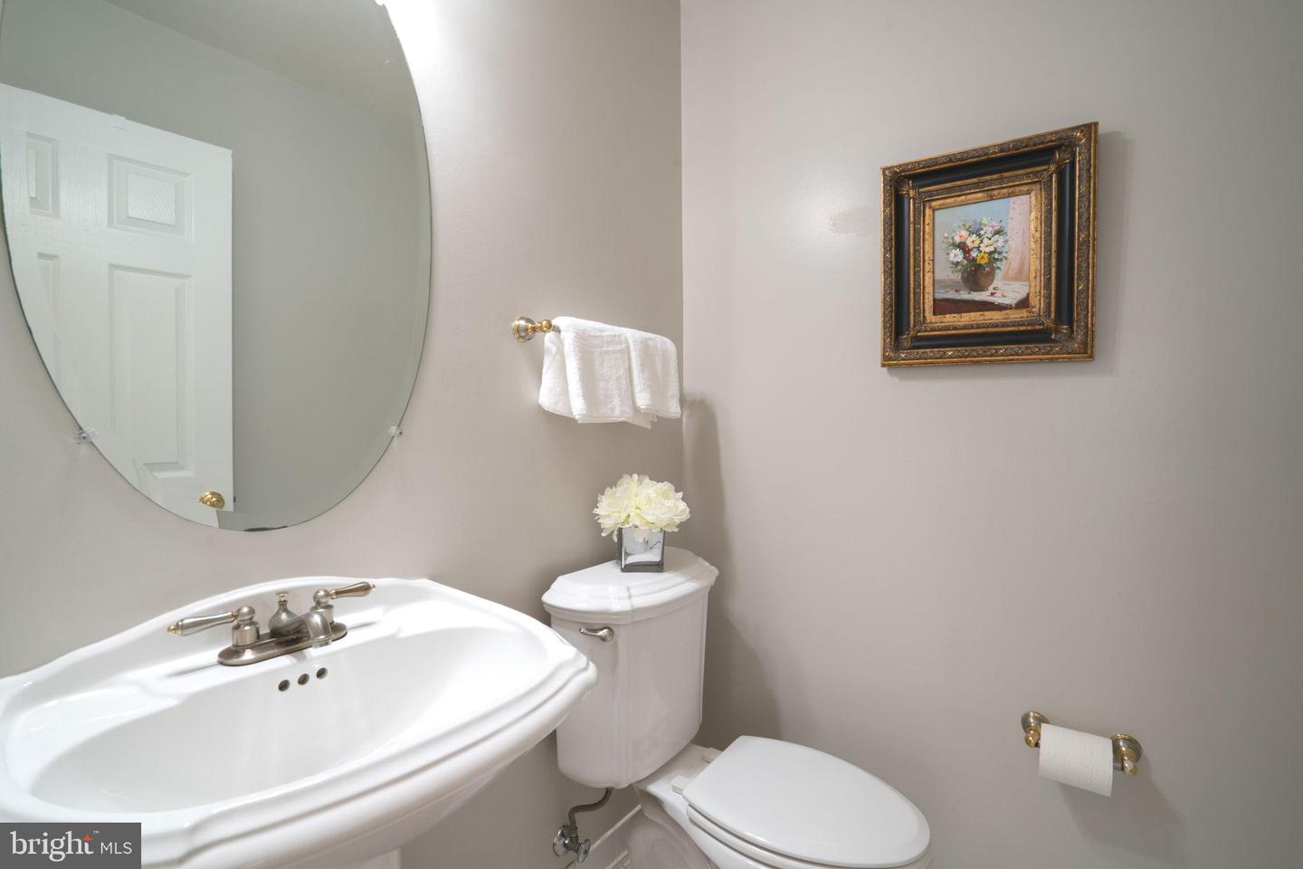 1235 WILD HAWTHORN WAY, RESTON, Virginia 20194, 3 Bedrooms Bedrooms, ,3 BathroomsBathrooms,Residential,For sale,1235 WILD HAWTHORN WAY,VAFX2240634 MLS # VAFX2240634