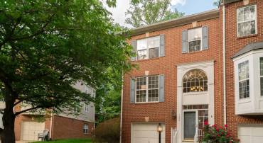1235 WILD HAWTHORN WAY, RESTON, Virginia 20194, 3 Bedrooms Bedrooms, ,3 BathroomsBathrooms,Residential,For sale,1235 WILD HAWTHORN WAY,VAFX2240634 MLS # VAFX2240634