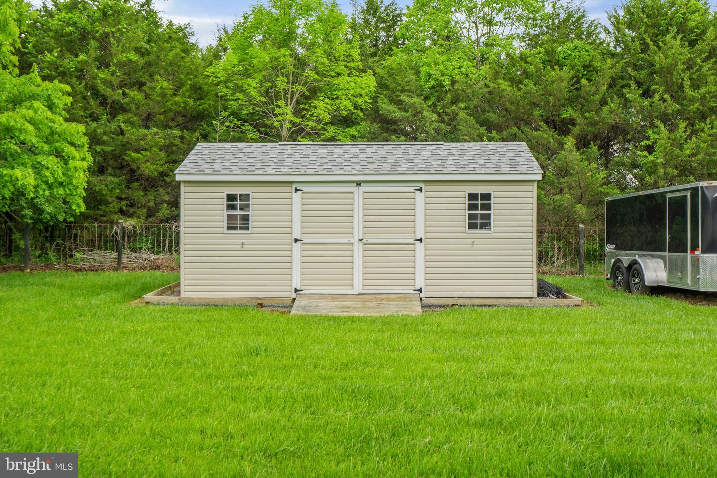 6179 & 6181 BEACH RD, MIDLAND, Virginia 22728, 6 Bedrooms Bedrooms, ,4 BathroomsBathrooms,Residential,For sale,6179 & 6181 BEACH RD,VAFQ2016602 MLS # VAFQ2016602