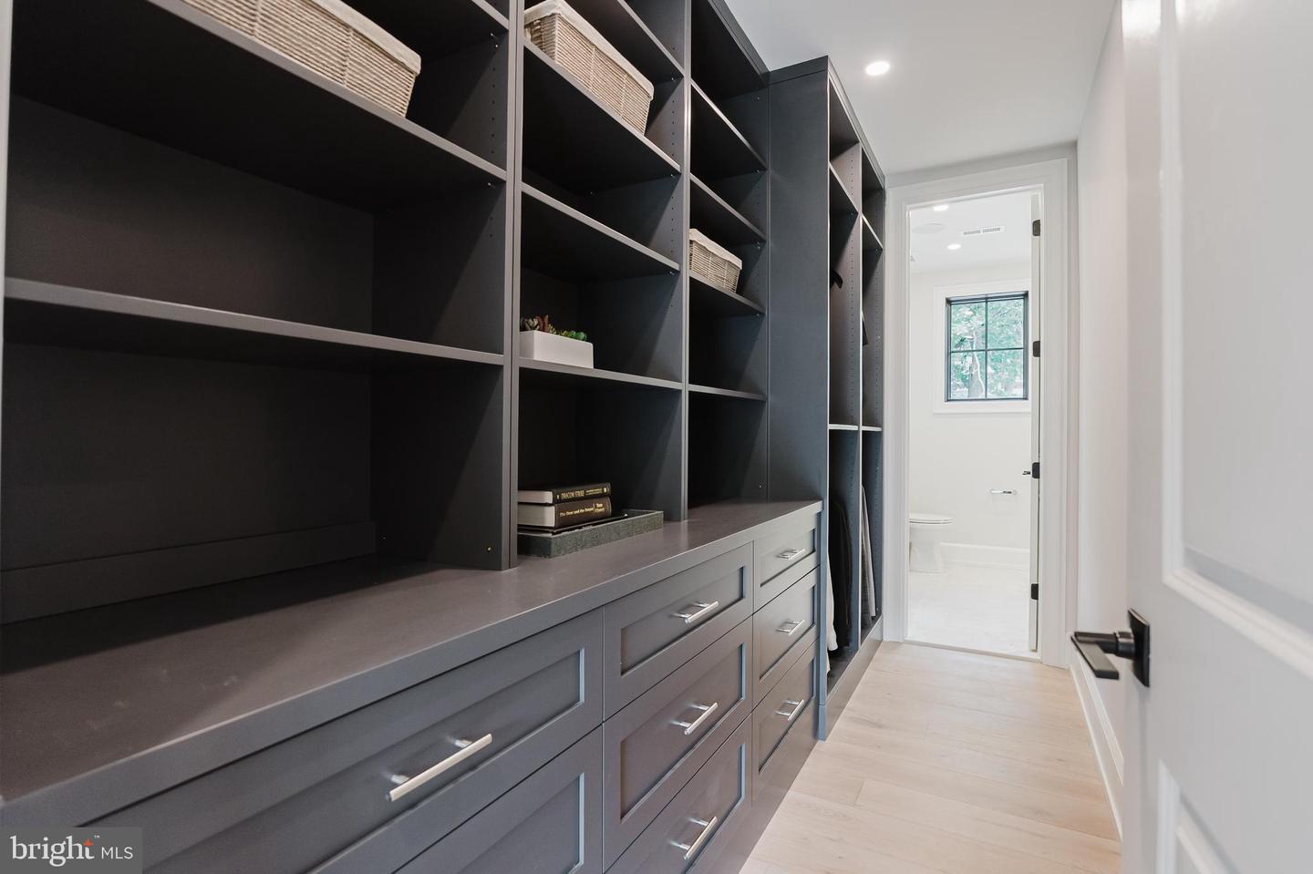 5024 DANA PL NW, WASHINGTON, District Of Columbia 20016, 7 Bedrooms Bedrooms, ,7 BathroomsBathrooms,Residential,For sale,5024 DANA PL NW,DCDC2200536 MLS # DCDC2200536