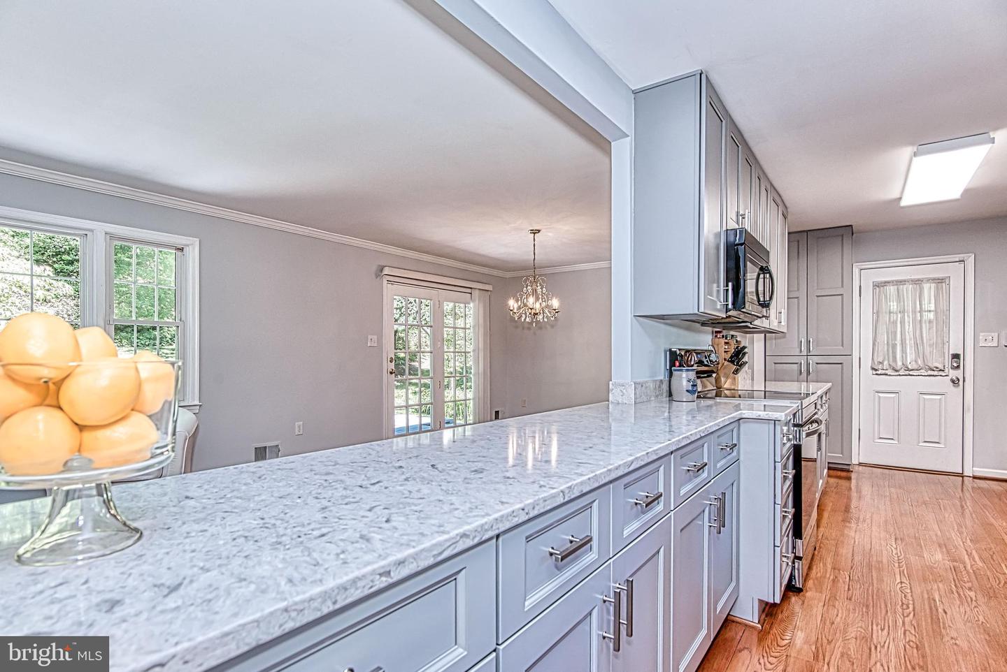 7128 DEVONSHIRE RD, ALEXANDRIA, Virginia 22307, 5 Bedrooms Bedrooms, ,3 BathroomsBathrooms,Residential,For sale,7128 DEVONSHIRE RD,VAFX2240726 MLS # VAFX2240726