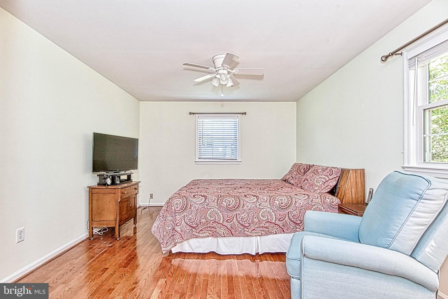 7128 DEVONSHIRE RD, ALEXANDRIA, Virginia 22307, 5 Bedrooms Bedrooms, ,3 BathroomsBathrooms,Residential,For sale,7128 DEVONSHIRE RD,VAFX2240726 MLS # VAFX2240726