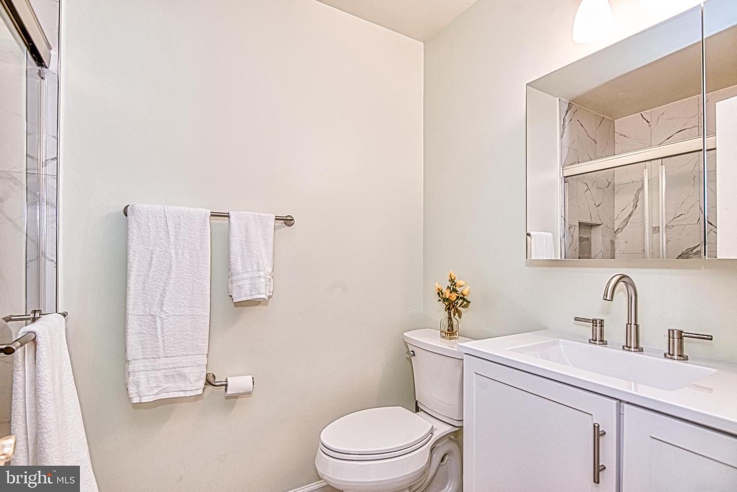 7128 DEVONSHIRE RD, ALEXANDRIA, Virginia 22307, 5 Bedrooms Bedrooms, ,3 BathroomsBathrooms,Residential,For sale,7128 DEVONSHIRE RD,VAFX2240726 MLS # VAFX2240726