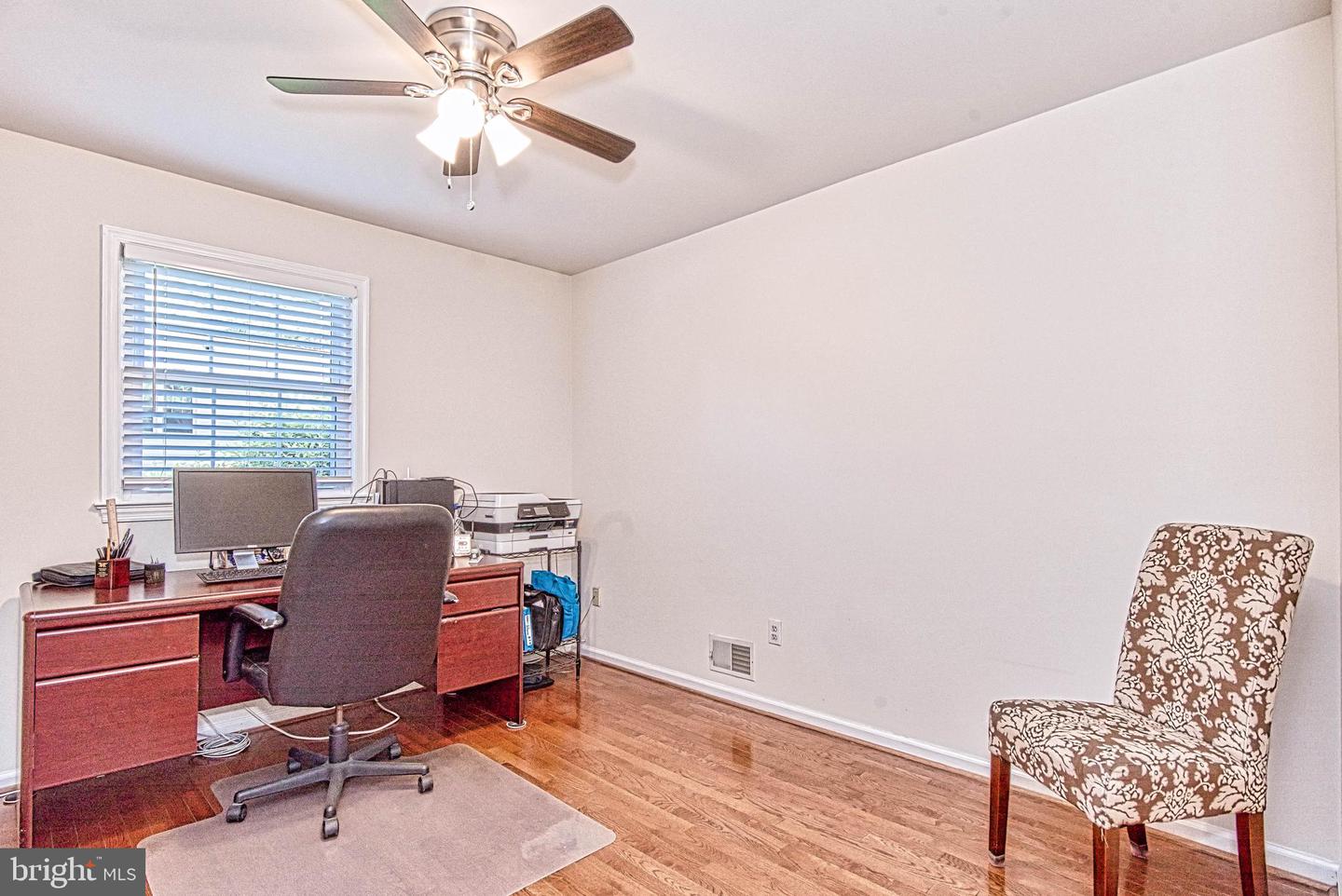7128 DEVONSHIRE RD, ALEXANDRIA, Virginia 22307, 5 Bedrooms Bedrooms, ,3 BathroomsBathrooms,Residential,For sale,7128 DEVONSHIRE RD,VAFX2240726 MLS # VAFX2240726
