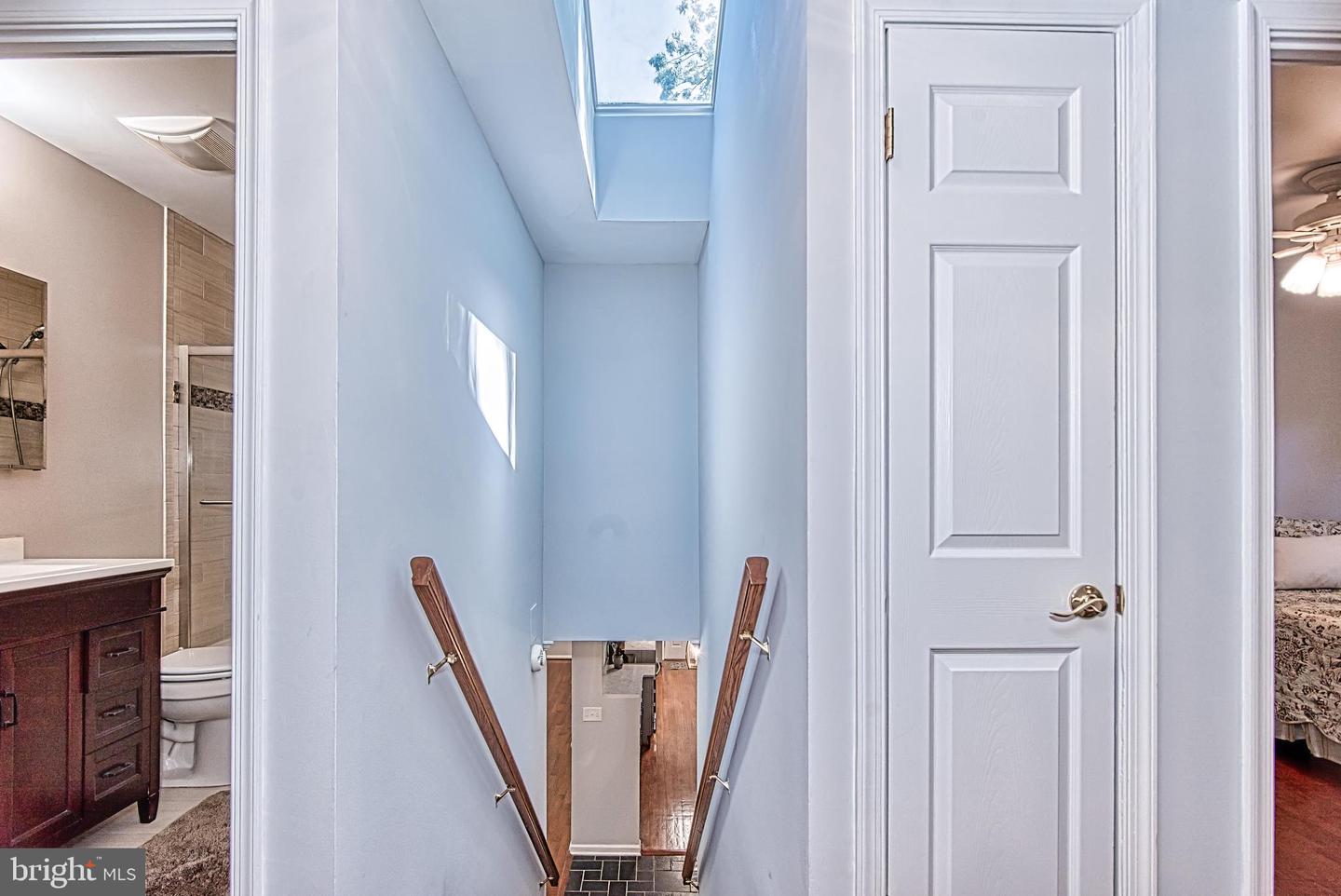 7128 DEVONSHIRE RD, ALEXANDRIA, Virginia 22307, 5 Bedrooms Bedrooms, ,3 BathroomsBathrooms,Residential,For sale,7128 DEVONSHIRE RD,VAFX2240726 MLS # VAFX2240726