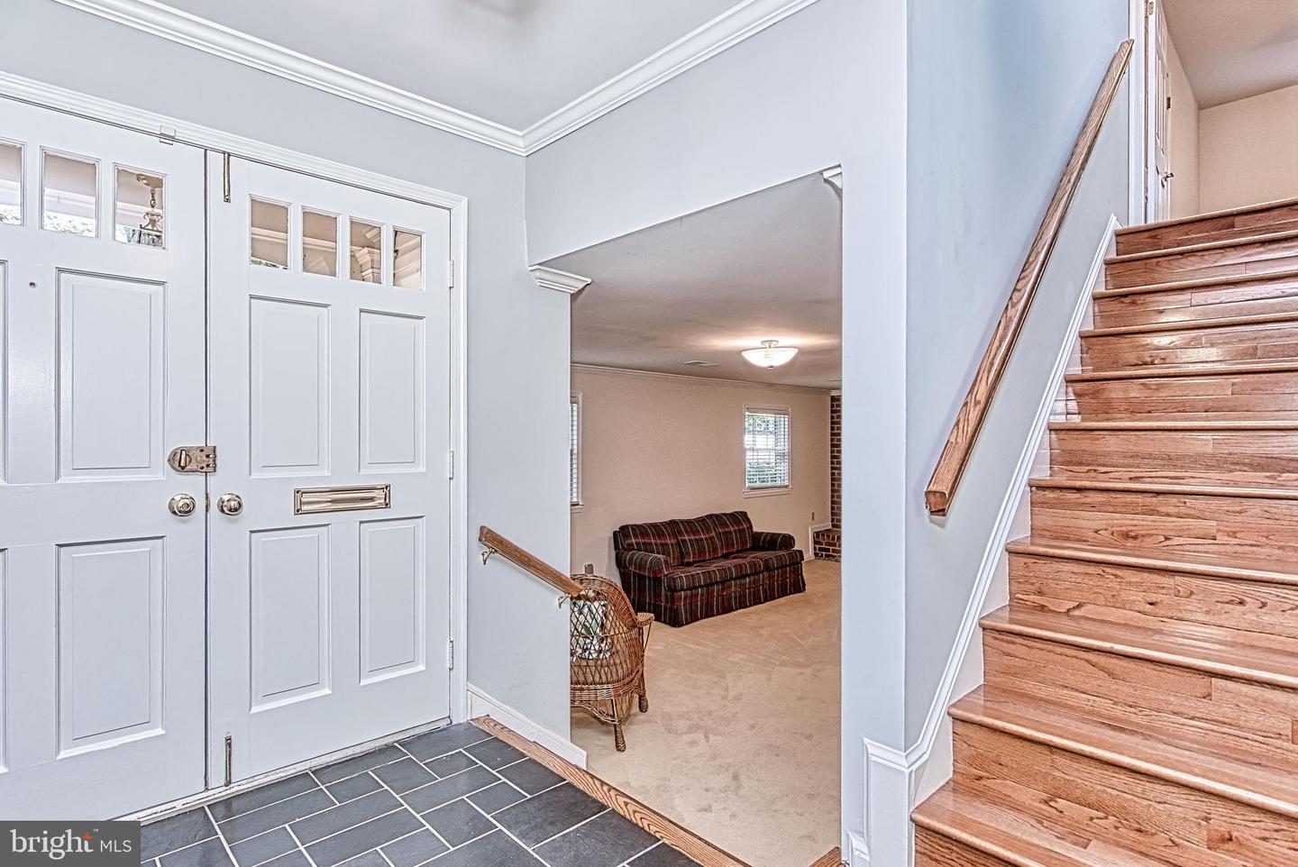 7128 DEVONSHIRE RD, ALEXANDRIA, Virginia 22307, 5 Bedrooms Bedrooms, ,3 BathroomsBathrooms,Residential,For sale,7128 DEVONSHIRE RD,VAFX2240726 MLS # VAFX2240726