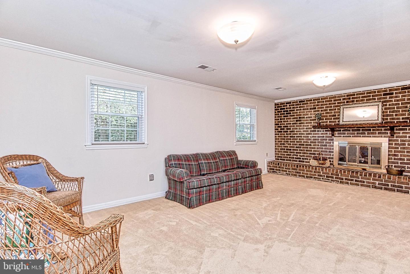 7128 DEVONSHIRE RD, ALEXANDRIA, Virginia 22307, 5 Bedrooms Bedrooms, ,3 BathroomsBathrooms,Residential,For sale,7128 DEVONSHIRE RD,VAFX2240726 MLS # VAFX2240726