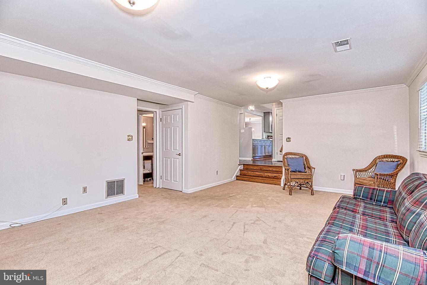 7128 DEVONSHIRE RD, ALEXANDRIA, Virginia 22307, 5 Bedrooms Bedrooms, ,3 BathroomsBathrooms,Residential,For sale,7128 DEVONSHIRE RD,VAFX2240726 MLS # VAFX2240726