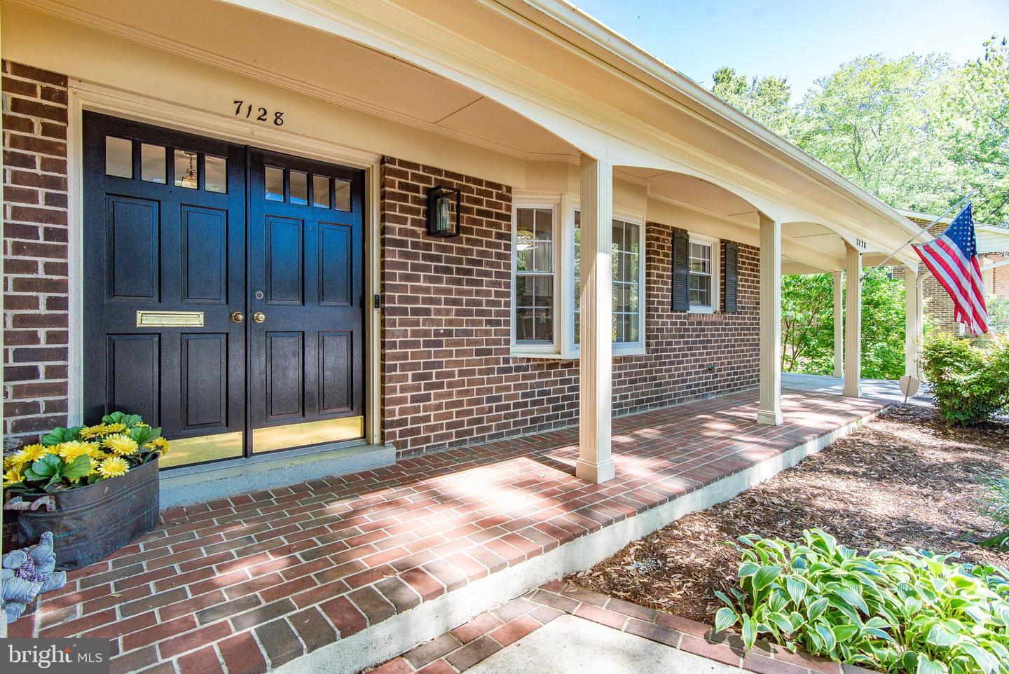 7128 DEVONSHIRE RD, ALEXANDRIA, Virginia 22307, 5 Bedrooms Bedrooms, ,3 BathroomsBathrooms,Residential,For sale,7128 DEVONSHIRE RD,VAFX2240726 MLS # VAFX2240726