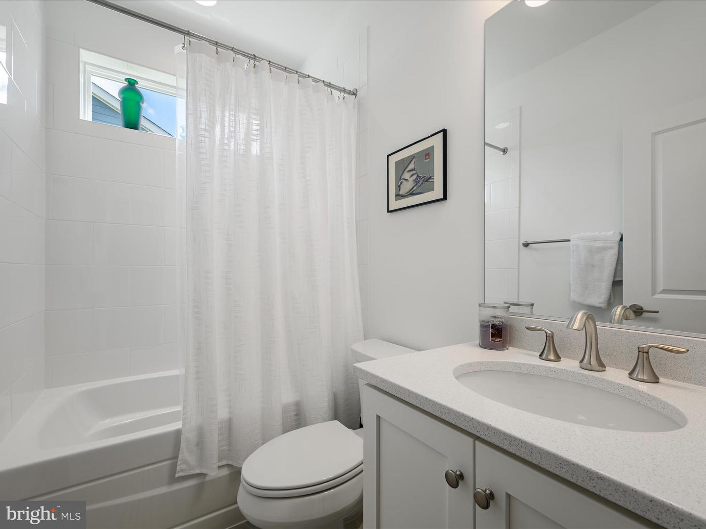 121 COWBIRD ST, LAKE FREDERICK, Virginia 22630, 3 Bedrooms Bedrooms, ,3 BathroomsBathrooms,Residential,For sale,121 COWBIRD ST,VAFV2034142 MLS # VAFV2034142