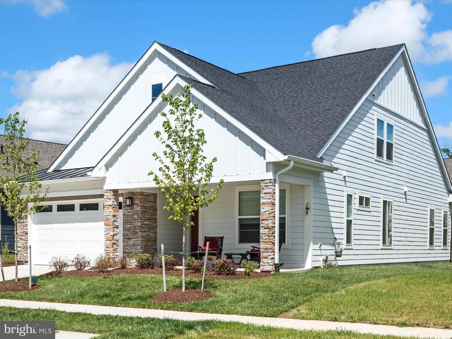 121 COWBIRD ST, LAKE FREDERICK, Virginia 22630, 3 Bedrooms Bedrooms, ,3 BathroomsBathrooms,Residential,For sale,121 COWBIRD ST,VAFV2034142 MLS # VAFV2034142