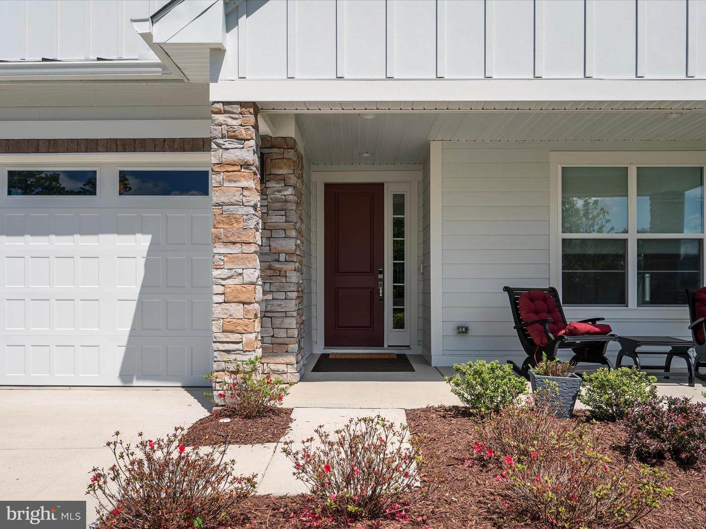 121 COWBIRD ST, LAKE FREDERICK, Virginia 22630, 3 Bedrooms Bedrooms, ,3 BathroomsBathrooms,Residential,For sale,121 COWBIRD ST,VAFV2034142 MLS # VAFV2034142