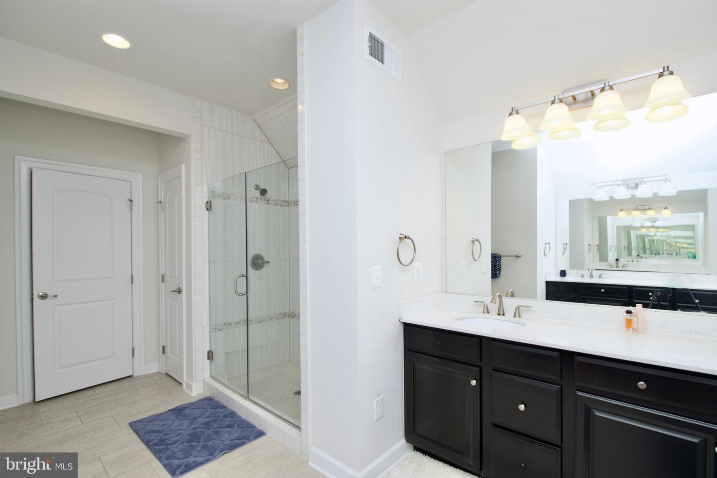 25995 LILAC OAKS PL, ALDIE, Virginia 20105, 6 Bedrooms Bedrooms, ,5 BathroomsBathrooms,Residential,For sale,25995 LILAC OAKS PL,VALO2096420 MLS # VALO2096420