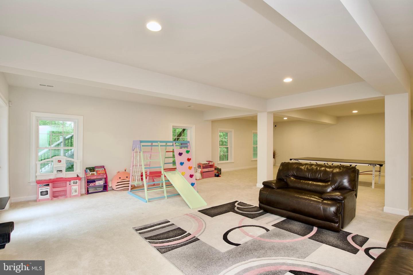25995 LILAC OAKS PL, ALDIE, Virginia 20105, 6 Bedrooms Bedrooms, ,5 BathroomsBathrooms,Residential,For sale,25995 LILAC OAKS PL,VALO2096420 MLS # VALO2096420
