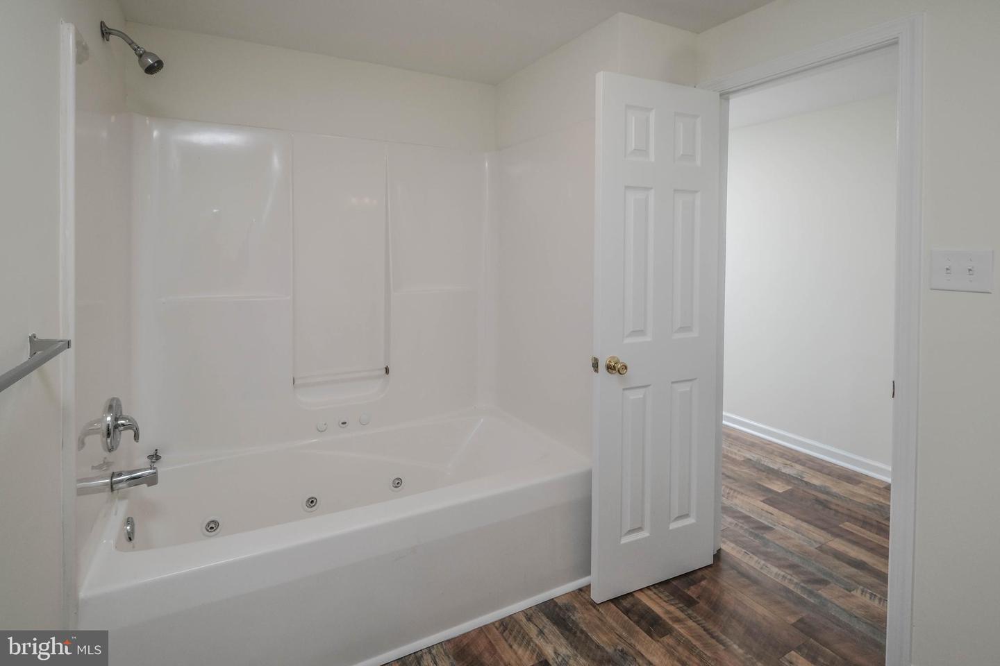 433 VESEY DR, FRONT ROYAL, Virginia 22630, 4 Bedrooms Bedrooms, ,3 BathroomsBathrooms,Residential,For sale,433 VESEY DR,VAWR2011168 MLS # VAWR2011168