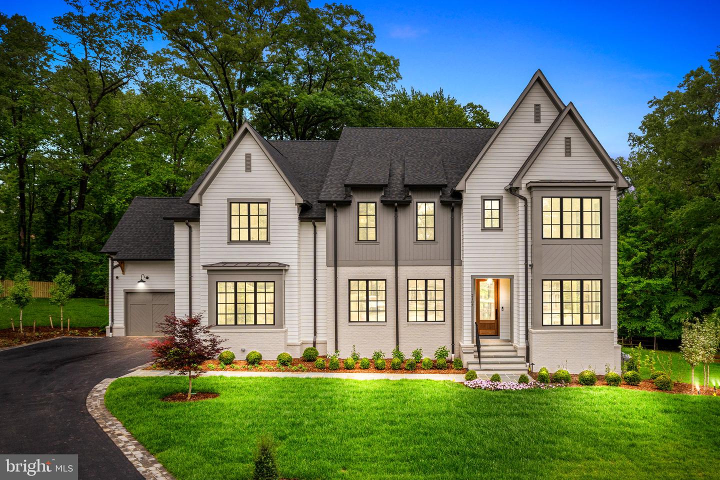 2107 ELLIOTT AVE, MCLEAN, Virginia 22101, 5 Bedrooms Bedrooms, ,5 BathroomsBathrooms,Residential,For sale,2107 ELLIOTT AVE,VAFX2240682 MLS # VAFX2240682