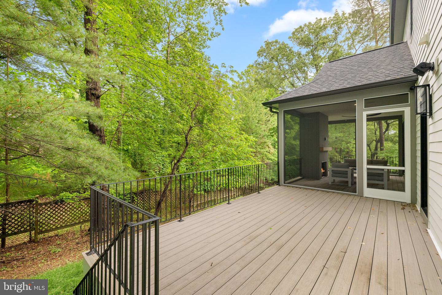 2107 ELLIOTT AVE, MCLEAN, Virginia 22101, 5 Bedrooms Bedrooms, ,5 BathroomsBathrooms,Residential,For sale,2107 ELLIOTT AVE,VAFX2240682 MLS # VAFX2240682