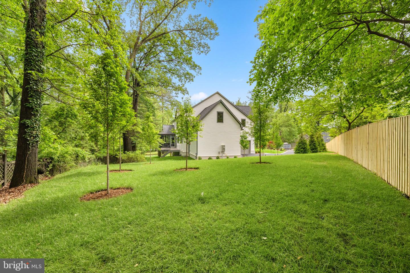 2107 ELLIOTT AVE, MCLEAN, Virginia 22101, 5 Bedrooms Bedrooms, ,5 BathroomsBathrooms,Residential,For sale,2107 ELLIOTT AVE,VAFX2240682 MLS # VAFX2240682