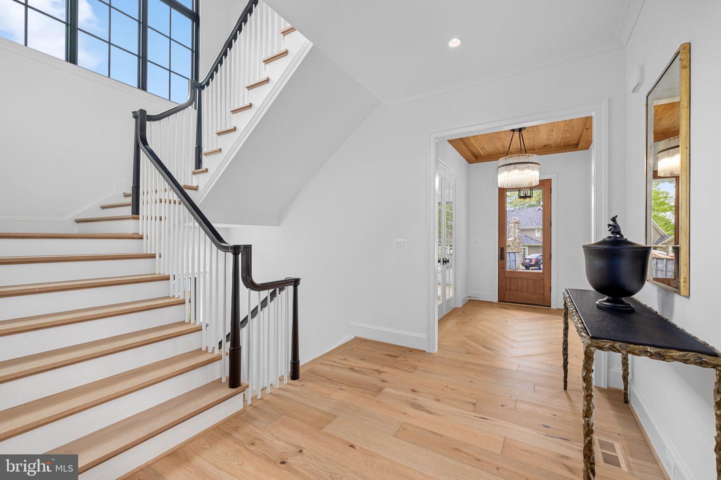 2107 ELLIOTT AVE, MCLEAN, Virginia 22101, 5 Bedrooms Bedrooms, ,5 BathroomsBathrooms,Residential,For sale,2107 ELLIOTT AVE,VAFX2240682 MLS # VAFX2240682