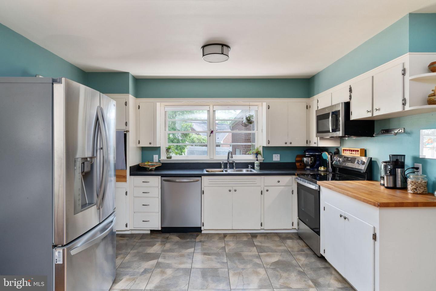 3 WESTWOOD DR, FREDERICKSBURG, Virginia 22405, 2 Bedrooms Bedrooms, ,1 BathroomBathrooms,Residential,For sale,3 WESTWOOD DR,VAST2038794 MLS # VAST2038794