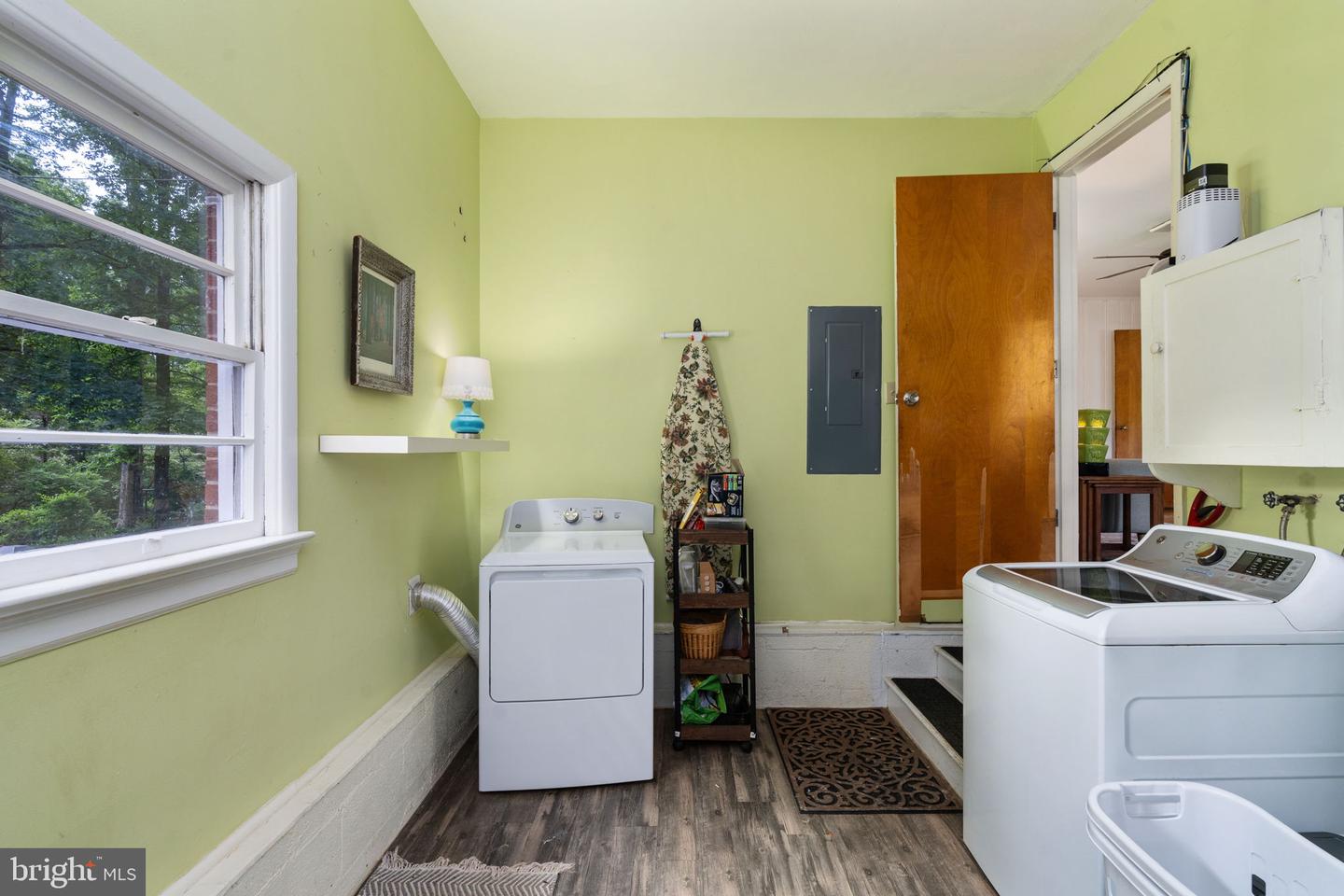 3 WESTWOOD DR, FREDERICKSBURG, Virginia 22405, 2 Bedrooms Bedrooms, ,1 BathroomBathrooms,Residential,For sale,3 WESTWOOD DR,VAST2038794 MLS # VAST2038794