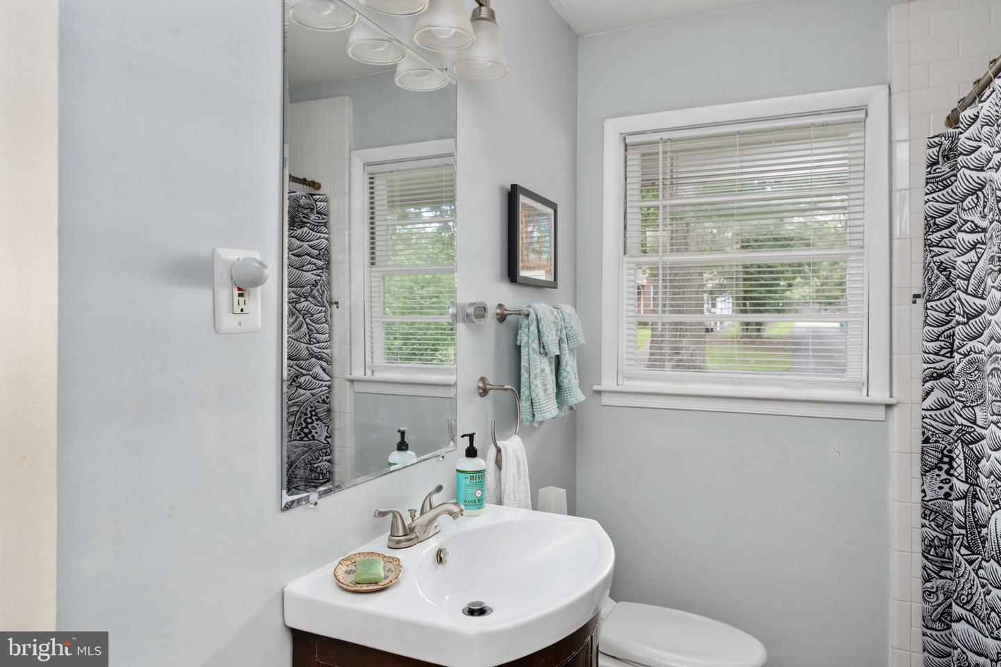3 WESTWOOD DR, FREDERICKSBURG, Virginia 22405, 2 Bedrooms Bedrooms, ,1 BathroomBathrooms,Residential,For sale,3 WESTWOOD DR,VAST2038794 MLS # VAST2038794