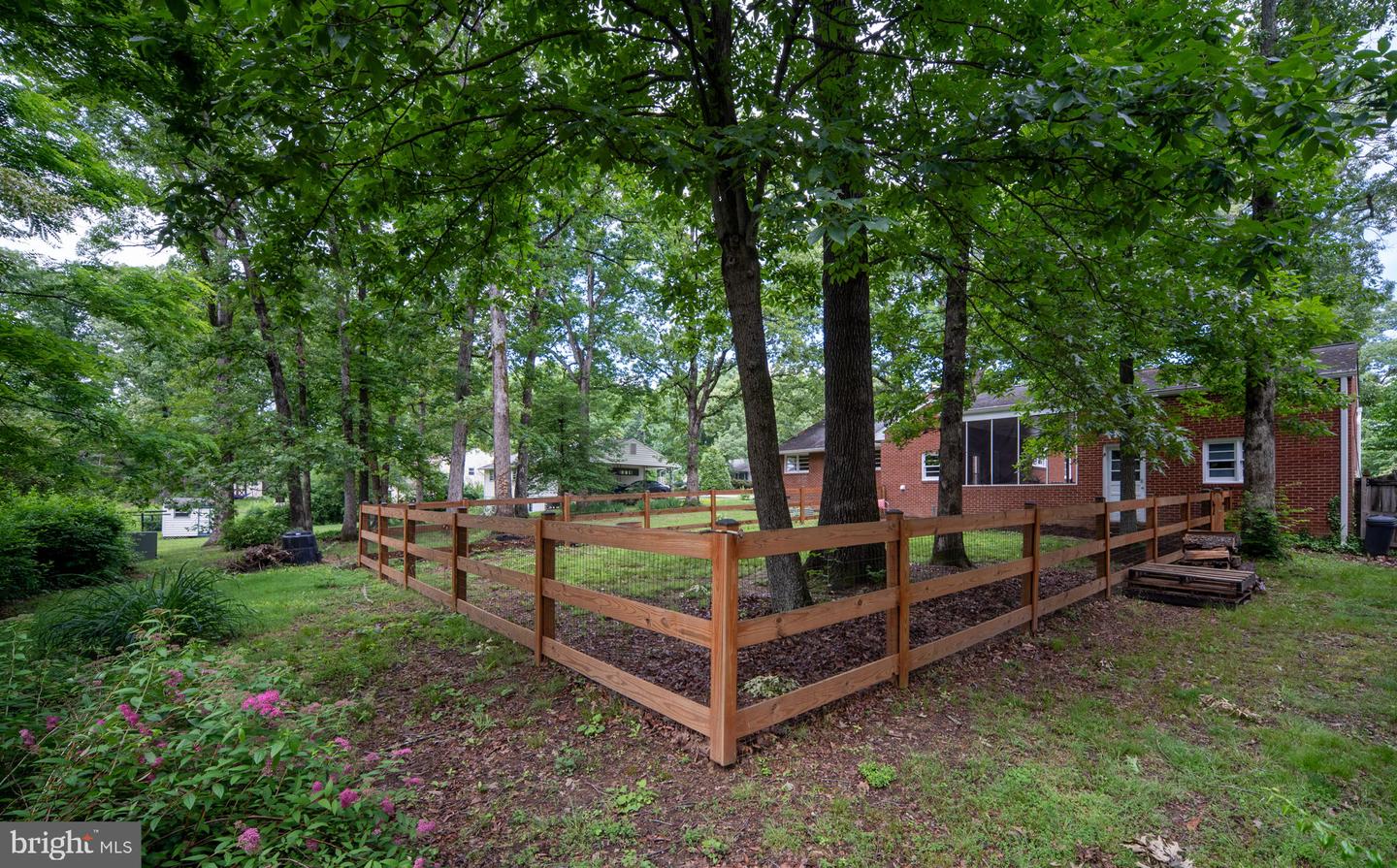 3 WESTWOOD DR, FREDERICKSBURG, Virginia 22405, 2 Bedrooms Bedrooms, ,1 BathroomBathrooms,Residential,For sale,3 WESTWOOD DR,VAST2038794 MLS # VAST2038794