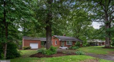 3 WESTWOOD DR, FREDERICKSBURG, Virginia 22405, 2 Bedrooms Bedrooms, ,1 BathroomBathrooms,Residential,For sale,3 WESTWOOD DR,VAST2038794 MLS # VAST2038794