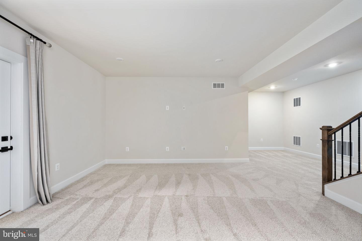 11207 REDLANDS TRL, SPOTSYLVANIA, Virginia 22551, 5 Bedrooms Bedrooms, ,4 BathroomsBathrooms,Residential,For sale,11207 REDLANDS TRL,VASP2033112 MLS # VASP2033112