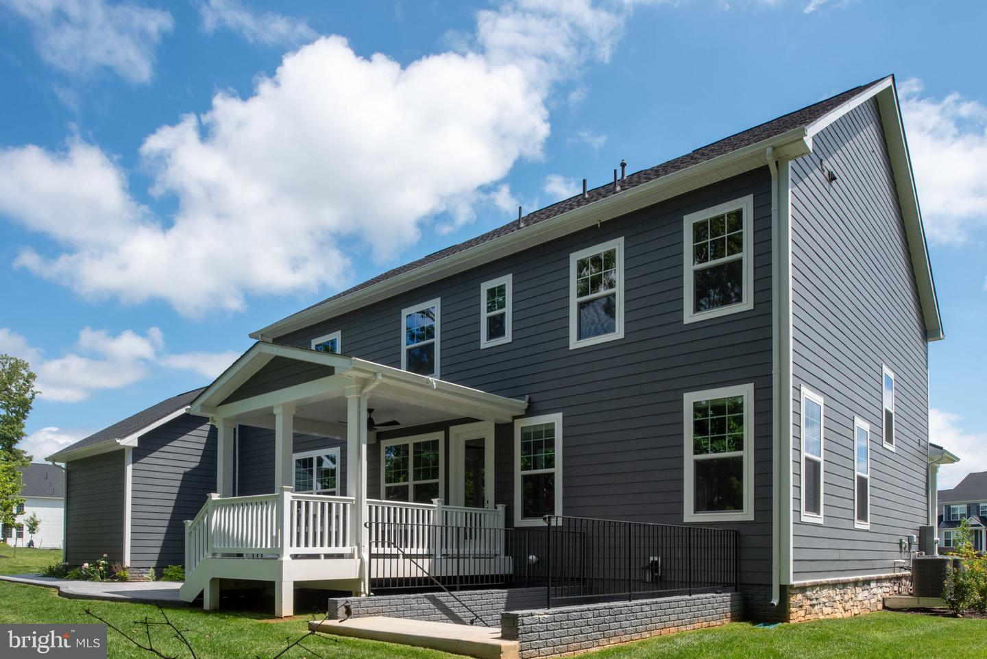 11207 REDLANDS TRL, SPOTSYLVANIA, Virginia 22551, 5 Bedrooms Bedrooms, ,4 BathroomsBathrooms,Residential,For sale,11207 REDLANDS TRL,VASP2033112 MLS # VASP2033112