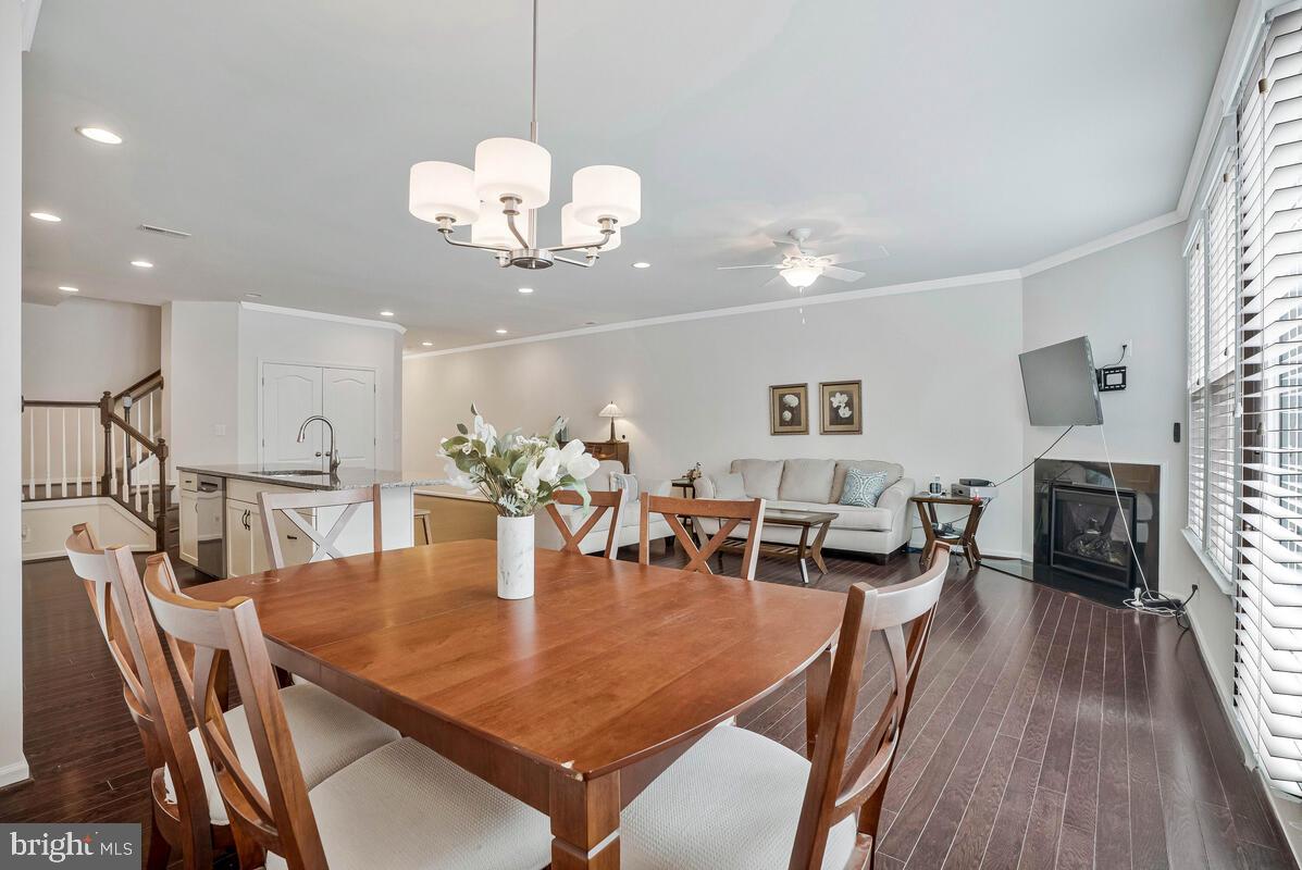 42523 BENFOLD SQ, BRAMBLETON, Virginia 20148, 3 Bedrooms Bedrooms, ,1 BathroomBathrooms,Residential,For sale,42523 BENFOLD SQ,VALO2096366 MLS # VALO2096366