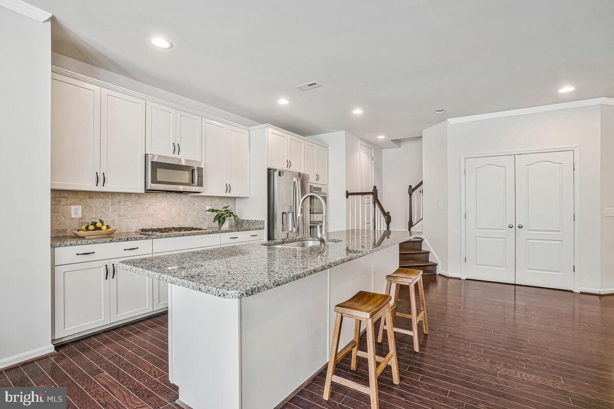42523 BENFOLD SQ, BRAMBLETON, Virginia 20148, 3 Bedrooms Bedrooms, ,1 BathroomBathrooms,Residential,For sale,42523 BENFOLD SQ,VALO2096366 MLS # VALO2096366