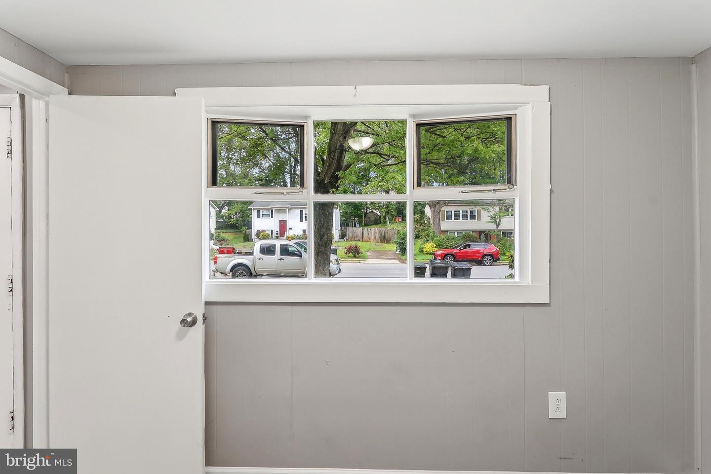 14332 FERNDALE RD, WOODBRIDGE, Virginia 22193, 4 Bedrooms Bedrooms, ,2 BathroomsBathrooms,Residential,For sale,14332 FERNDALE RD,VAPW2094626 MLS # VAPW2094626